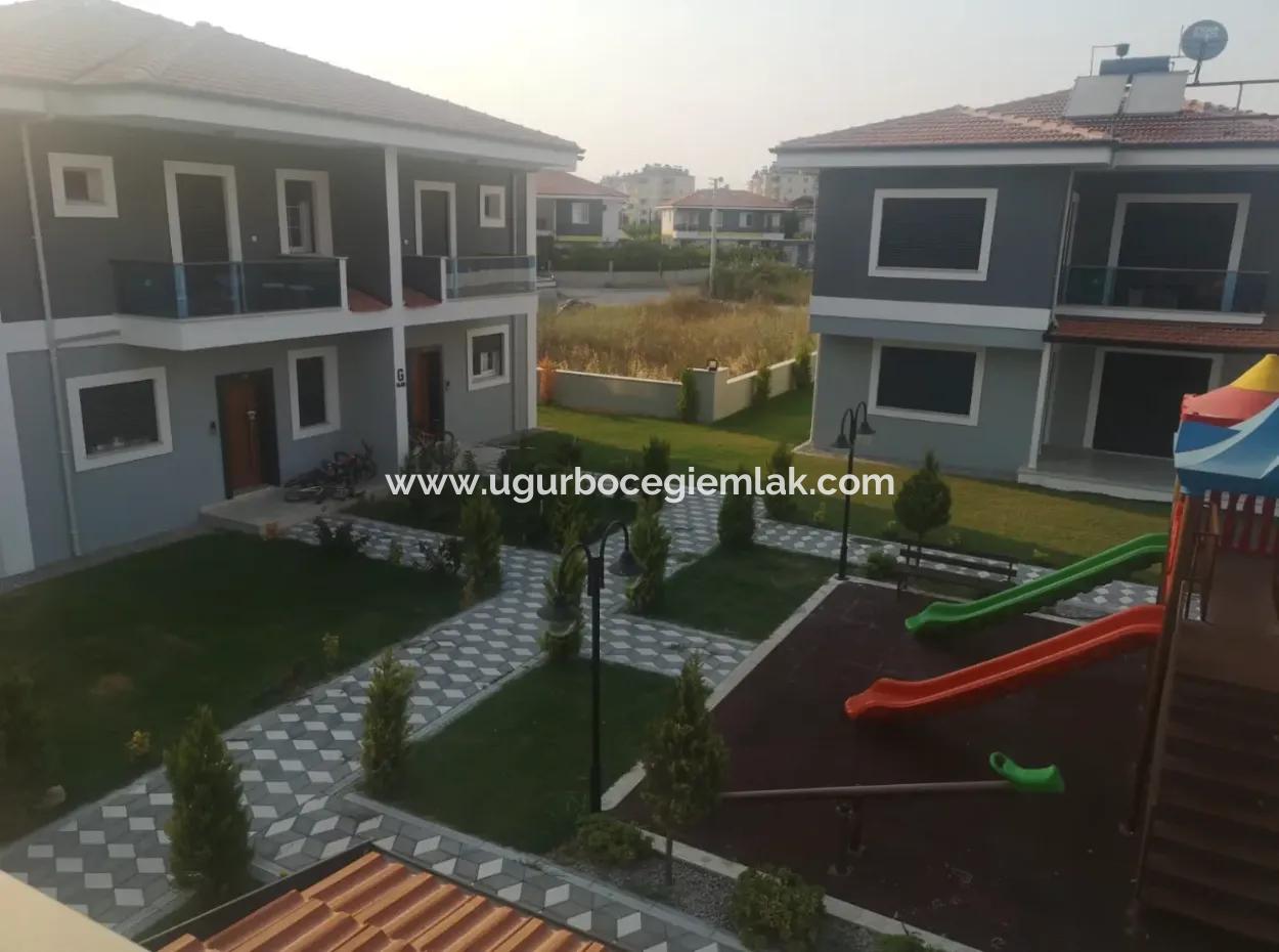 Villa Zum Verkauf In Dalaman Angrenzenden Null