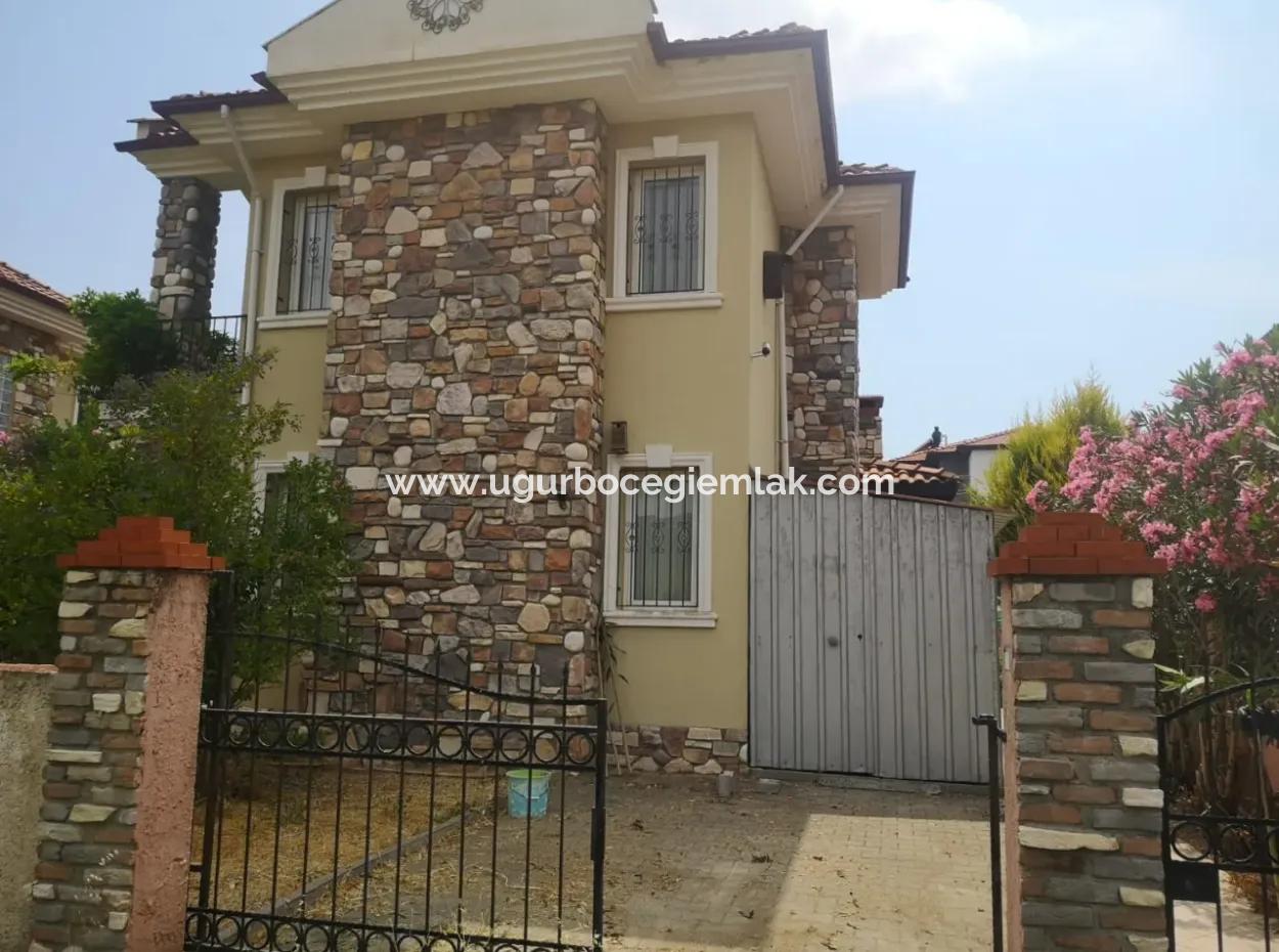 Möblierte Villa Mit Pool In Dalaman Altintas