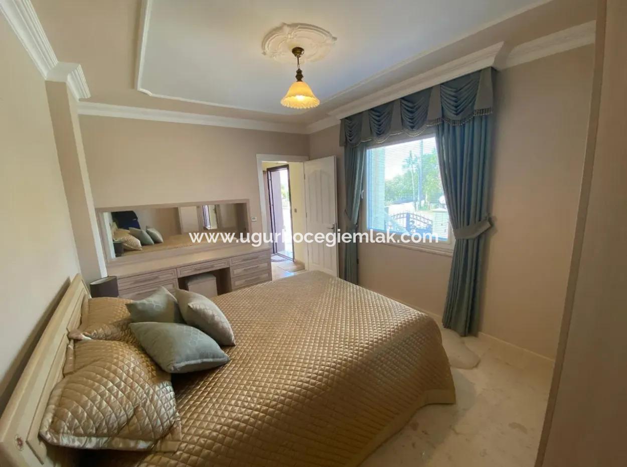 Luxusvilla In Dalaman Serefler