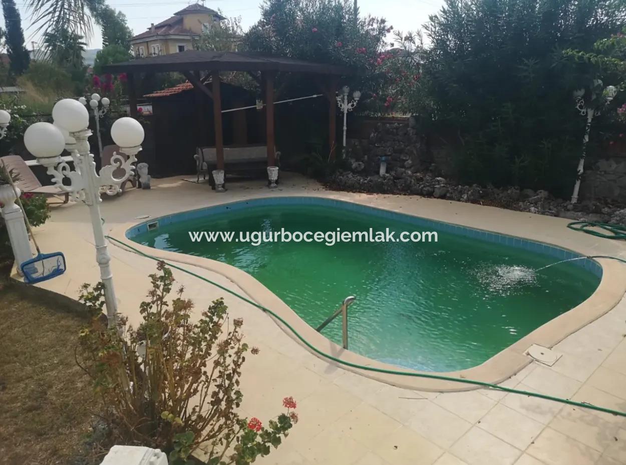 Doppelduplex-Villa Zum Verkauf In Der Nachbarschaft Von Karacali