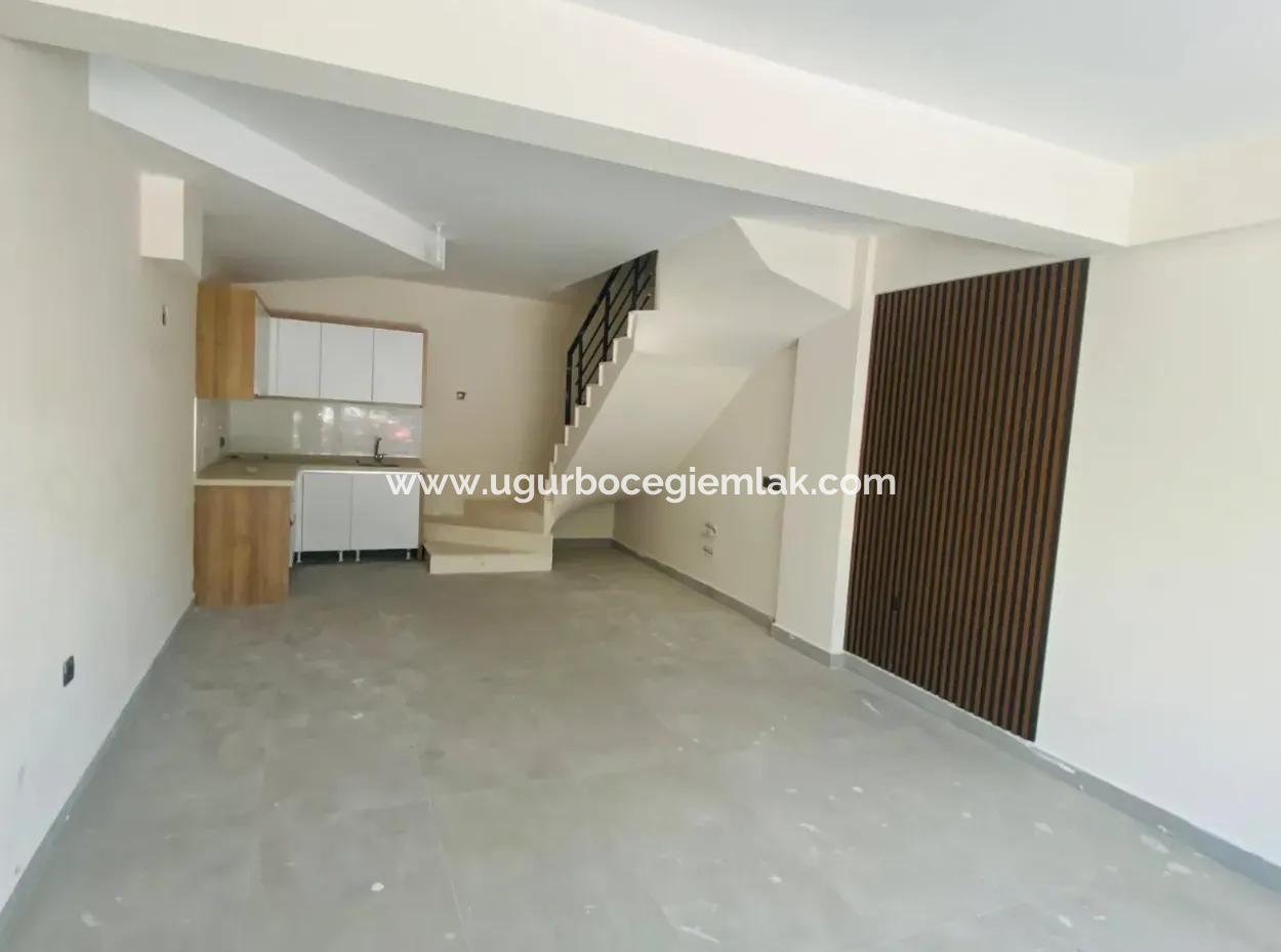 Riesiges Angebot In Der Residenz Zum Verkauf 2 1 Duplex