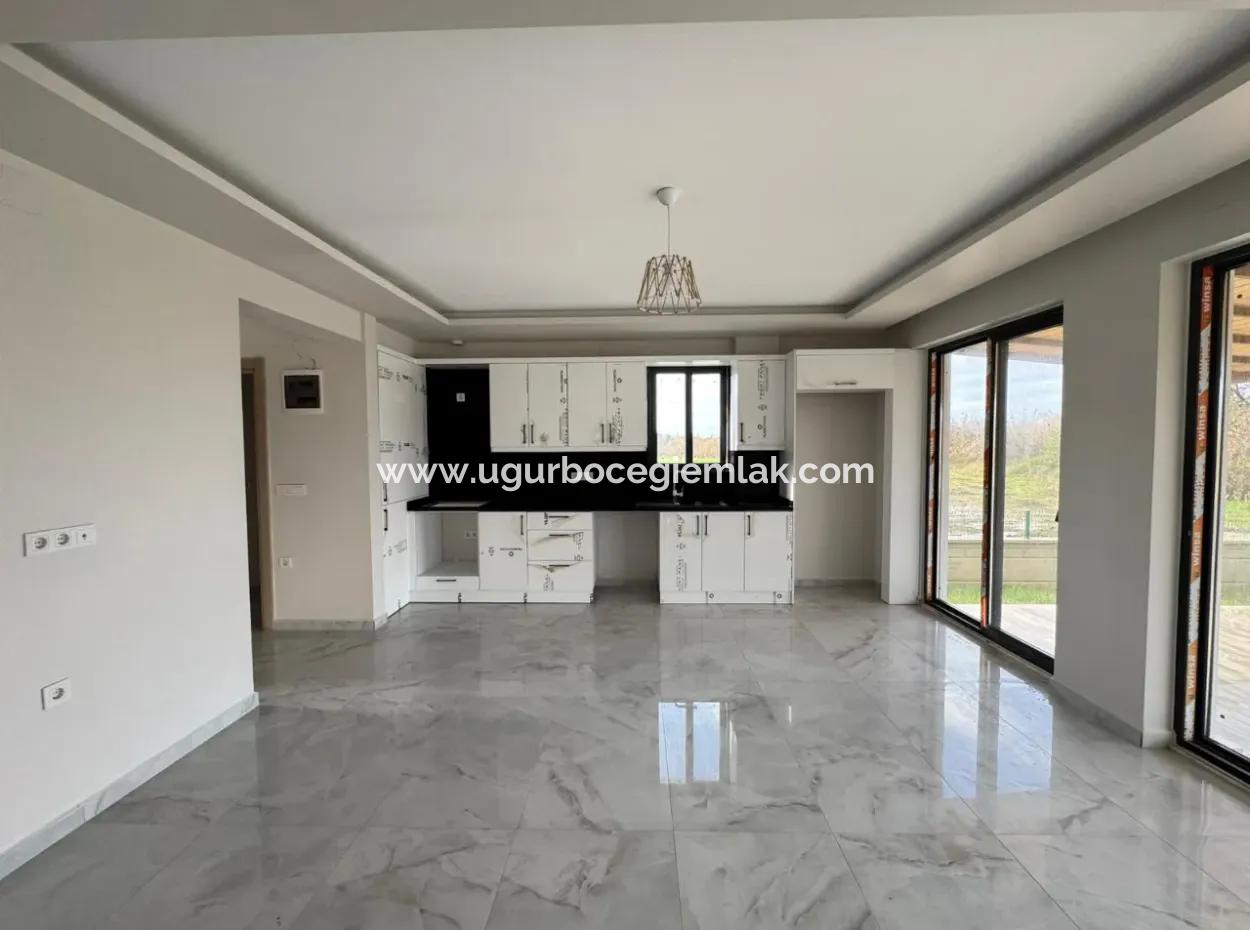 Freistehende Poolvilla In Dalaman Kapikarginda