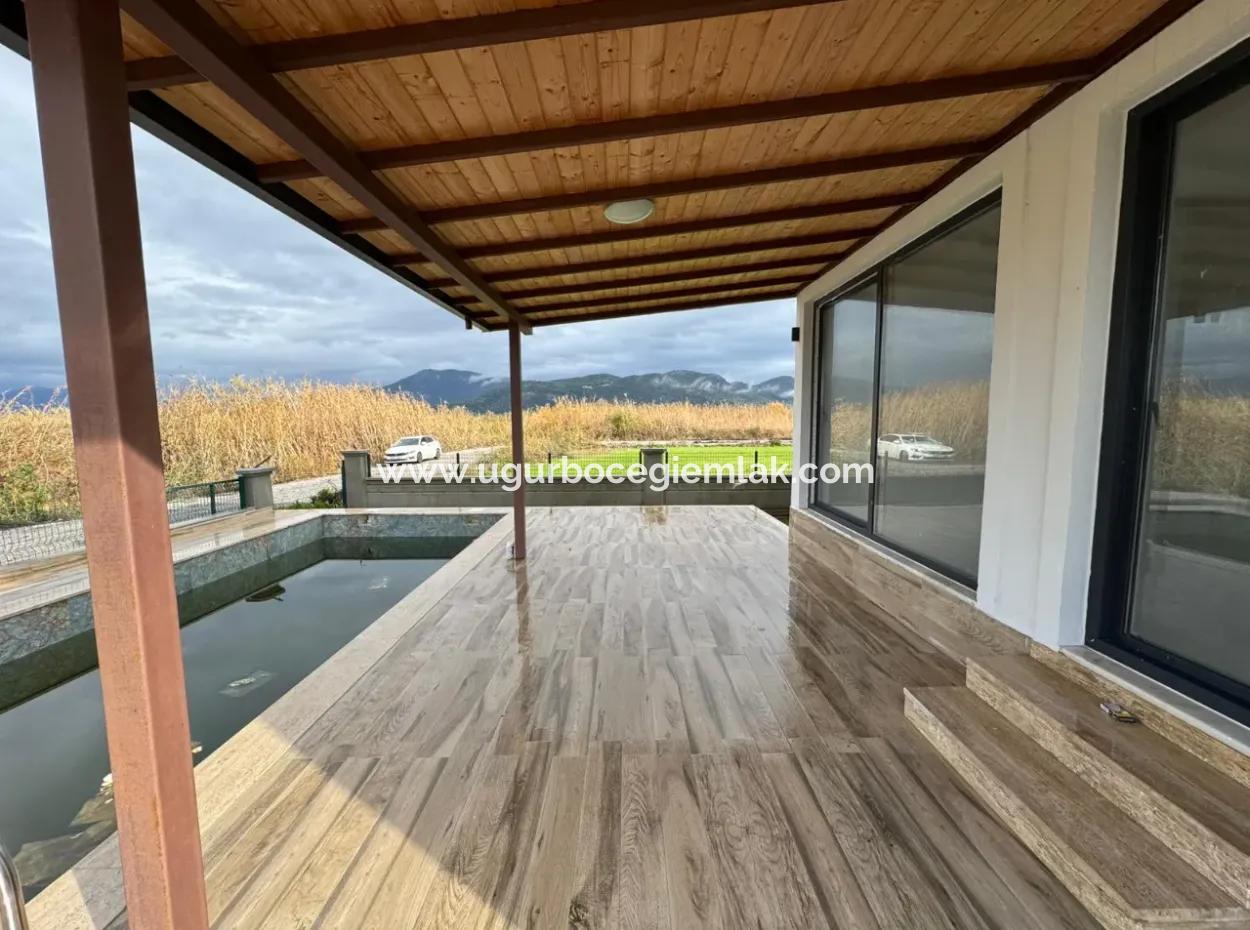 Freistehende Poolvilla In Dalaman Kapikarginda