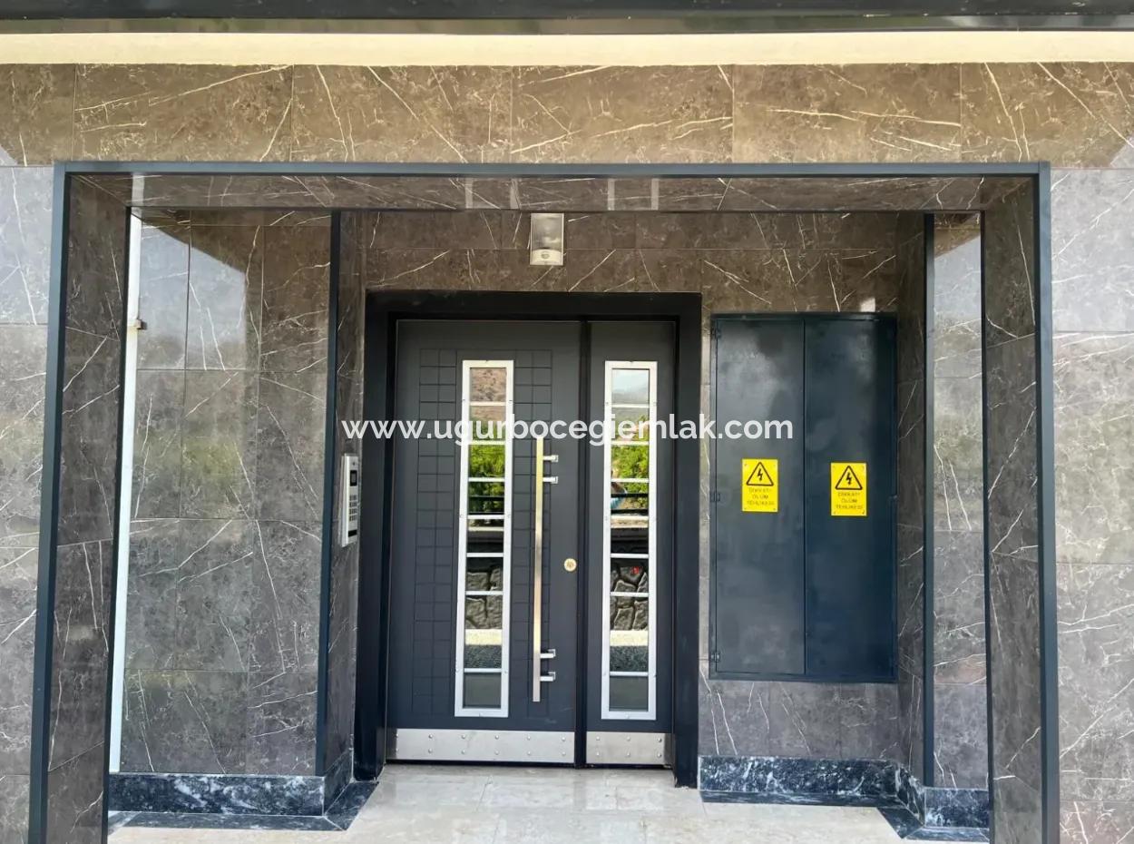 Im Inneren Der Altins. 3 1 Satilik Daire