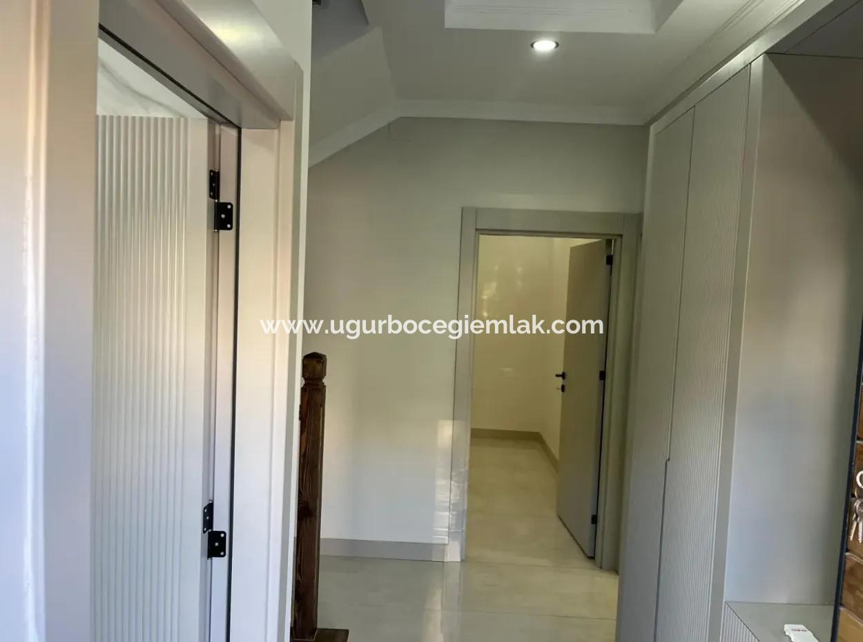 Freistehendes 4 1 Villa Zu Verkaufen In Karaçali