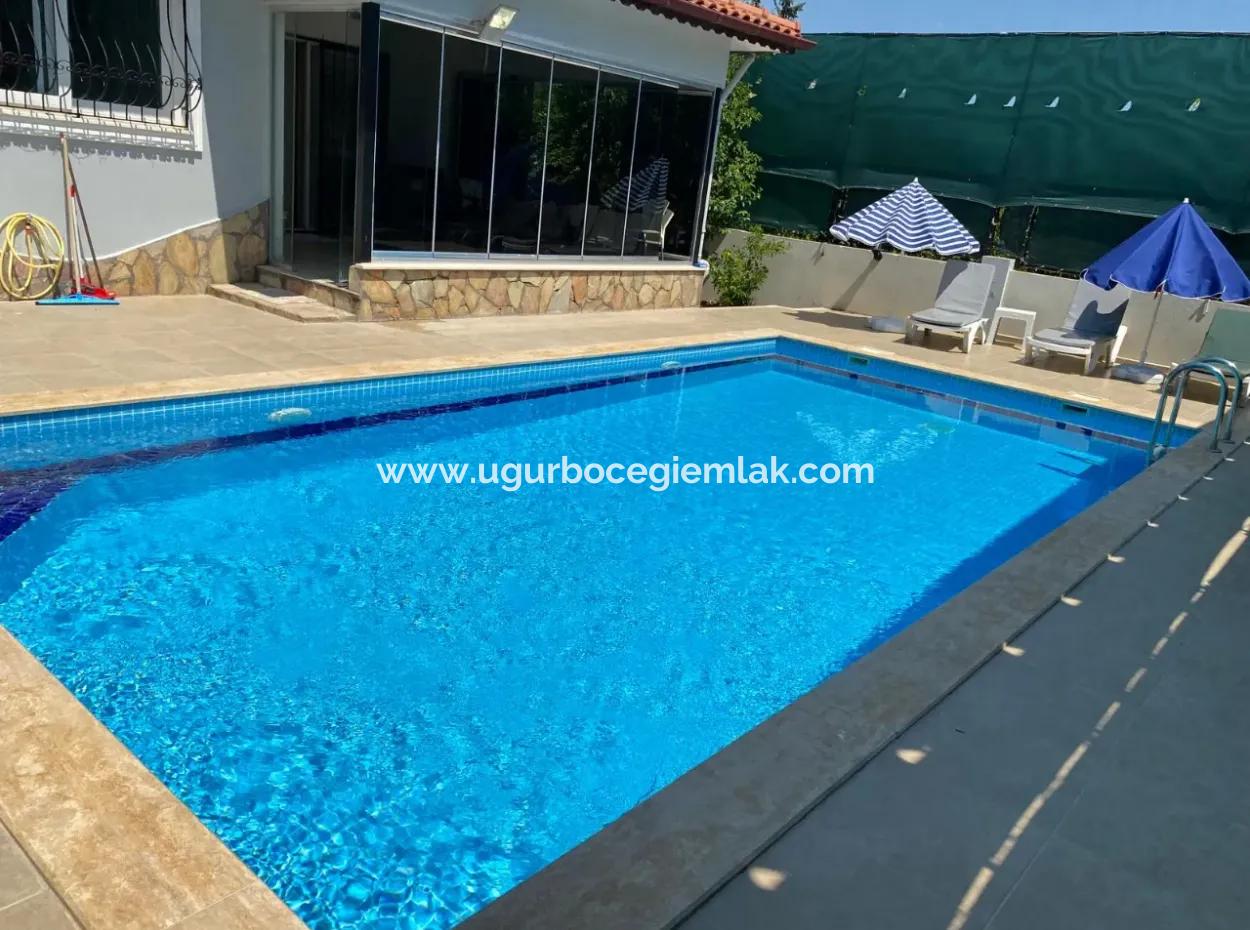 Abgetrennt In Dalaman Karaçali 4 1 Triplex Zum Verkauf