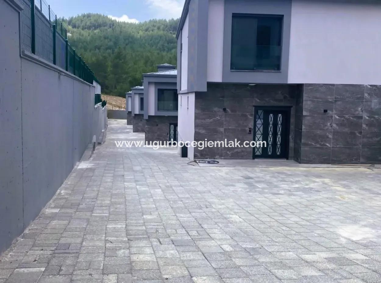 Ultra-Luxuriöse Freistehende Villa Mit Pool Im Akkaya-Tal