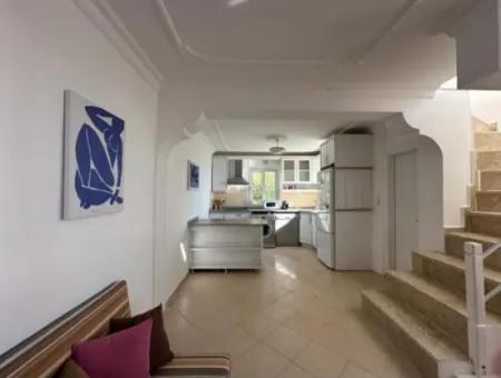 Prächtige Villa Zum Verkauf Auf Dem Sarigerme Sari Evler-Gelände