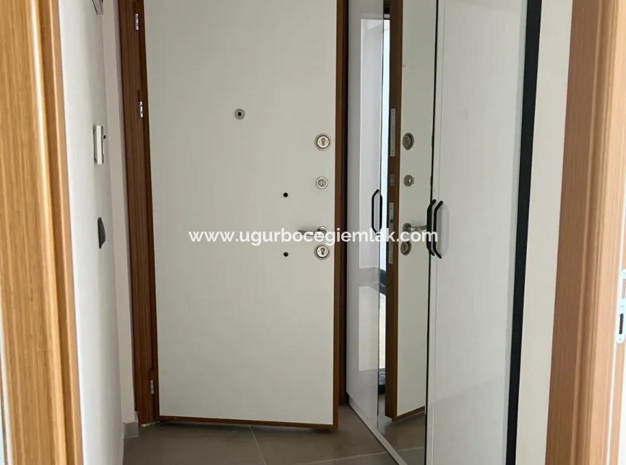 Inside The Altins. 3 1 Satilik Daire