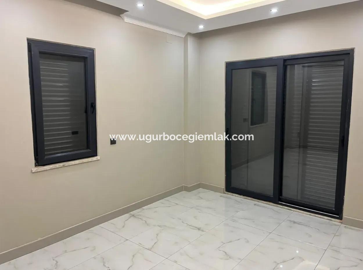 Detached 4 1 Villa For Sale In Karaçali