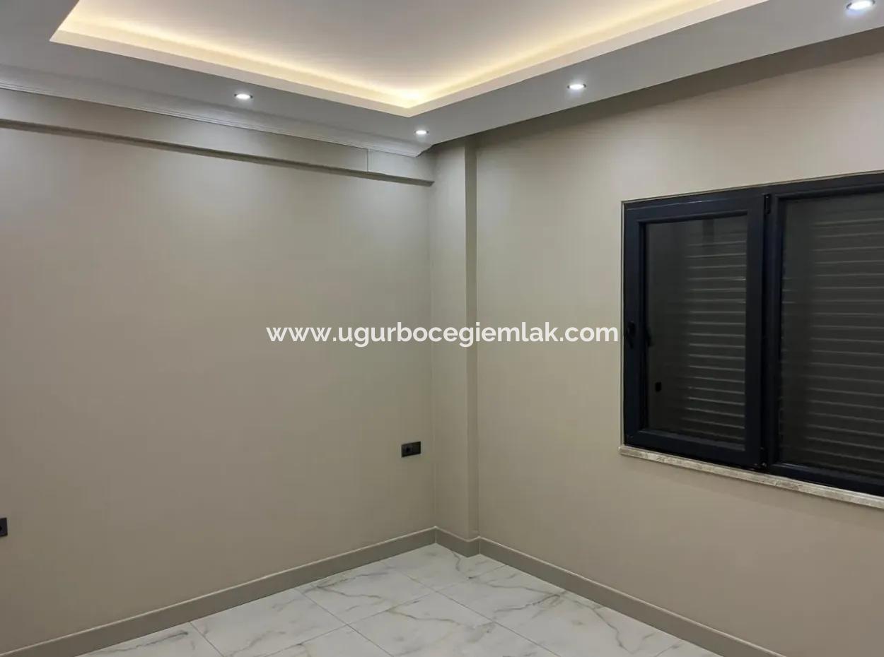 Detached 4 1 Villa For Sale In Karaçali