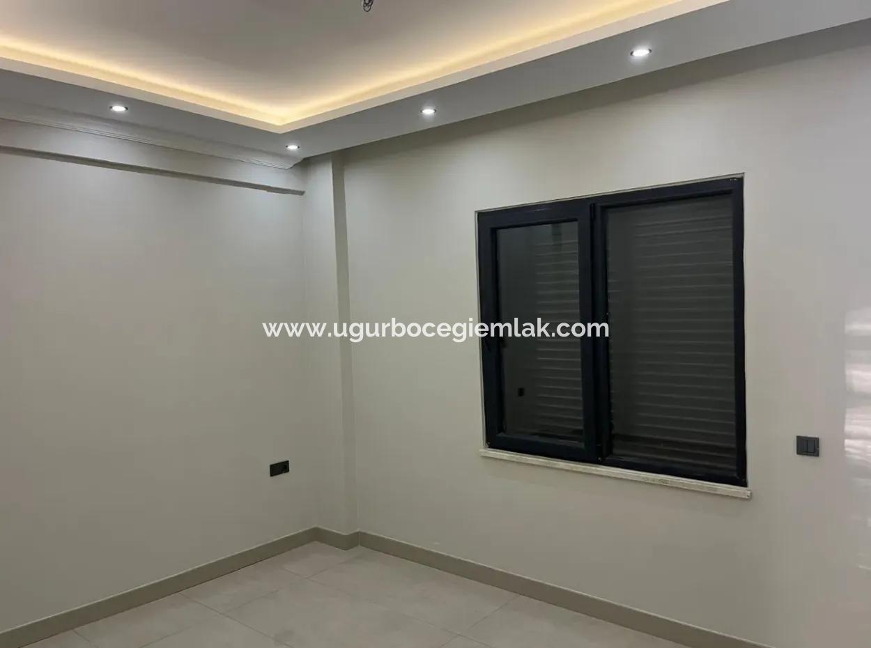 Detached 4 1 Villa For Sale In Karaçali