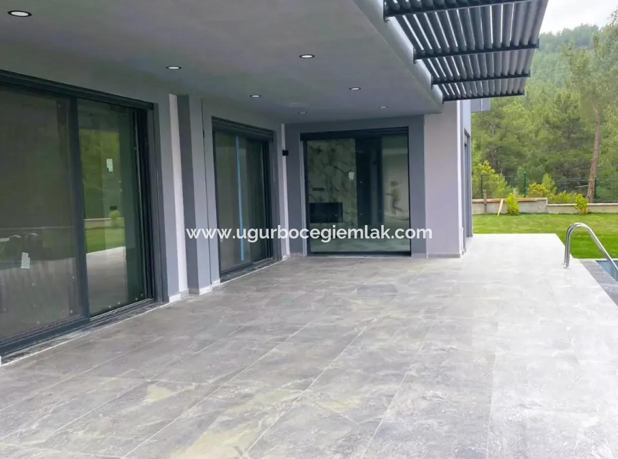 Ultra-Luxury Detached Villa With Pool In Akkaya Valley