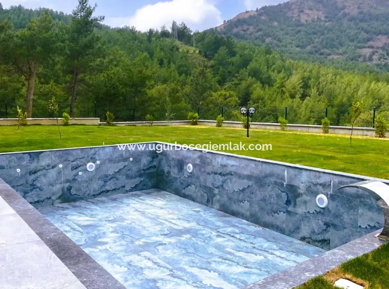Ultra-Luxury Detached Villa With Pool In Akkaya Valley