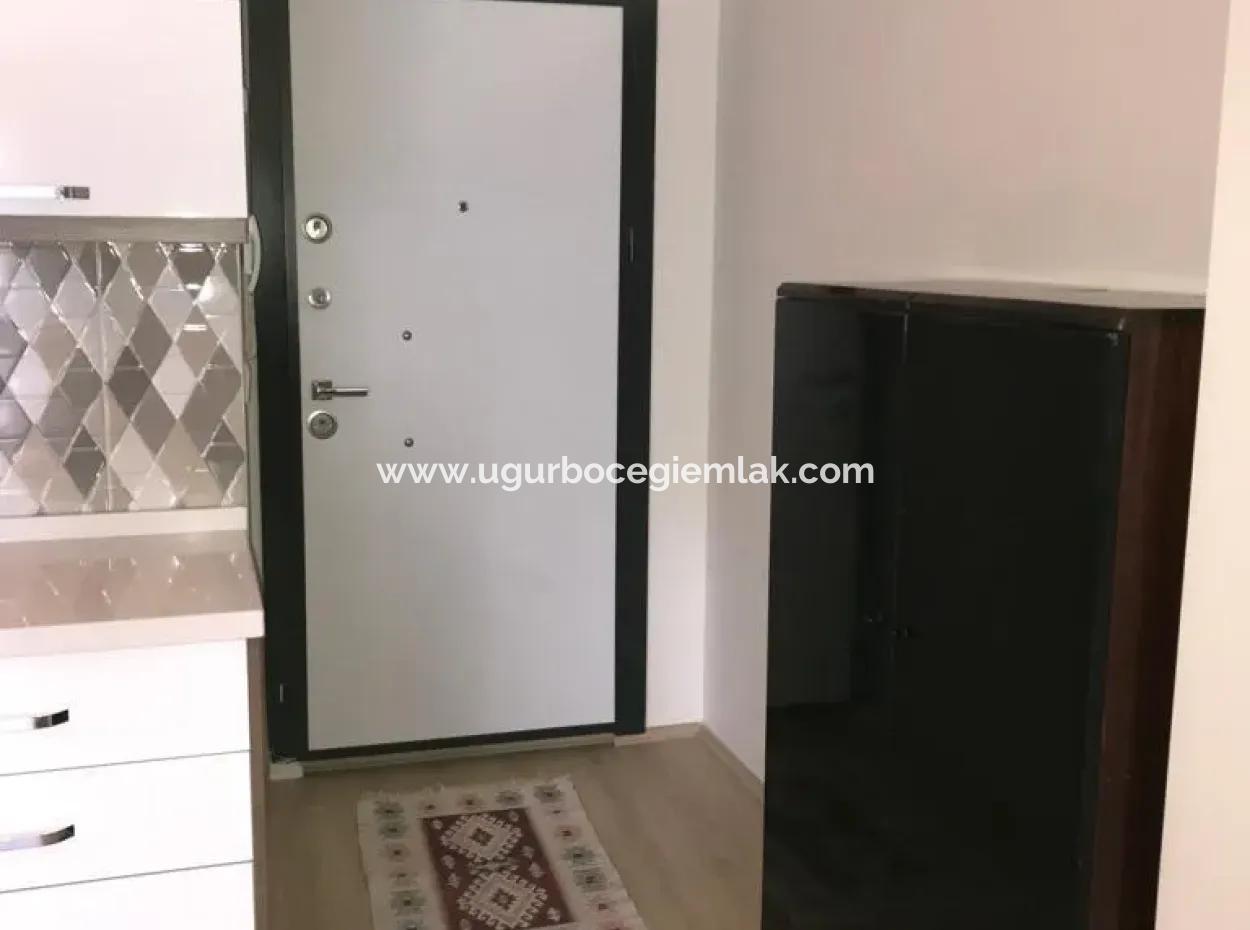 Opportunity For Sale In Hürriyet Neighborhood 2 1 Flat