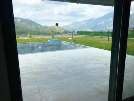 Ultra-Luxury Detached Villa With Pool In Akkaya Valley