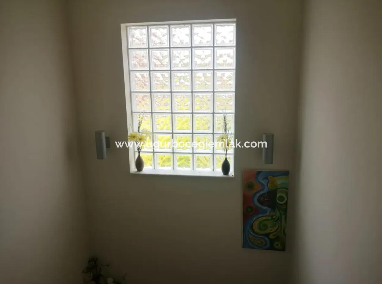 Dalaman Altıntas'da Havuzlu Eşyalı Villa