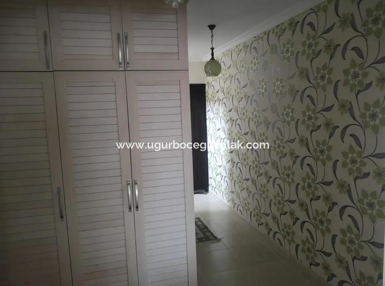 Dalaman Altıntas'da Havuzlu Eşyalı Villa