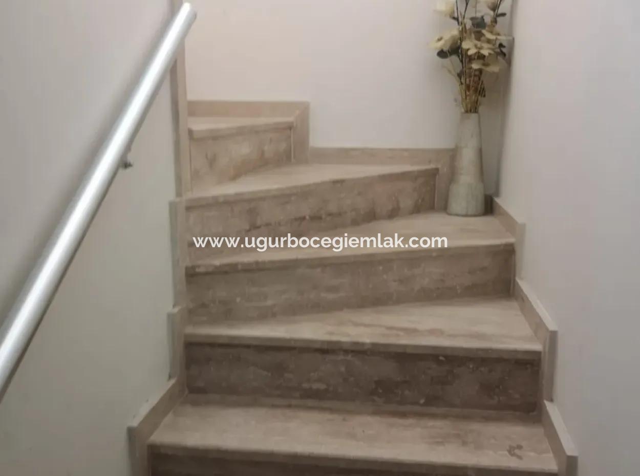 Dalaman Altıntas'da Havuzlu Eşyalı Villa