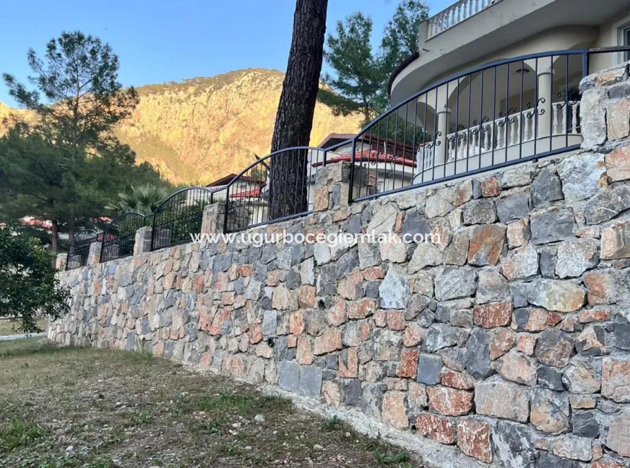 Dalaman Akkaya Da 4+1 Eşyalı Satılık Villa