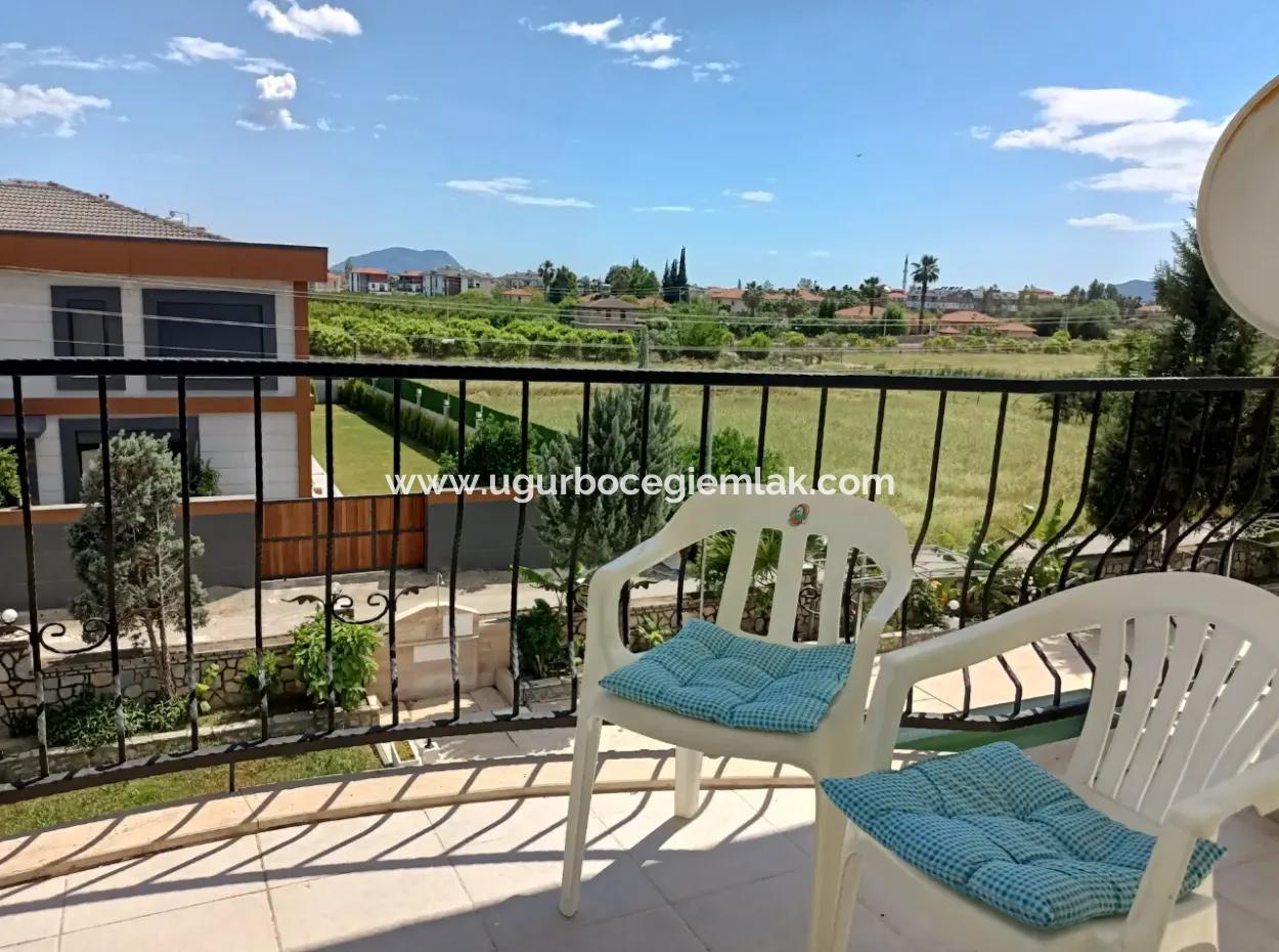 Dalaman Altıntas Mahallesinde Site İçerisinde Çatı Dubleks