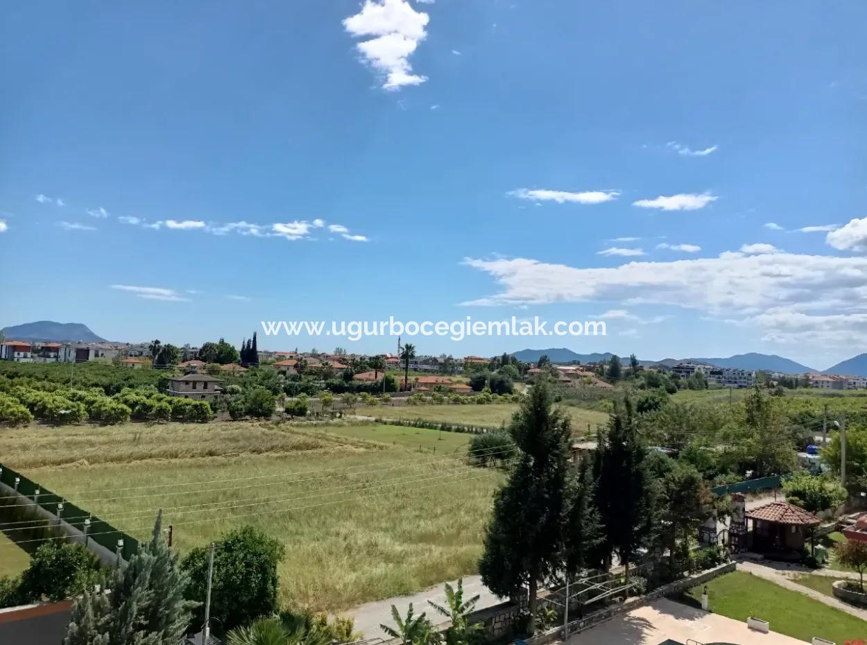 Dalaman Altıntas Mahallesinde Site İçerisinde Çatı Dubleks