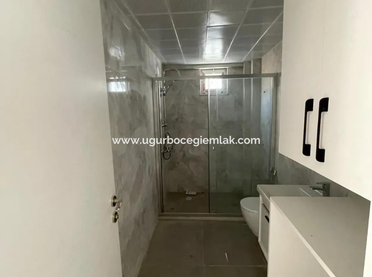 Dalaman Hürriyet Mahallesinde Havuzlu Satılık Daireler