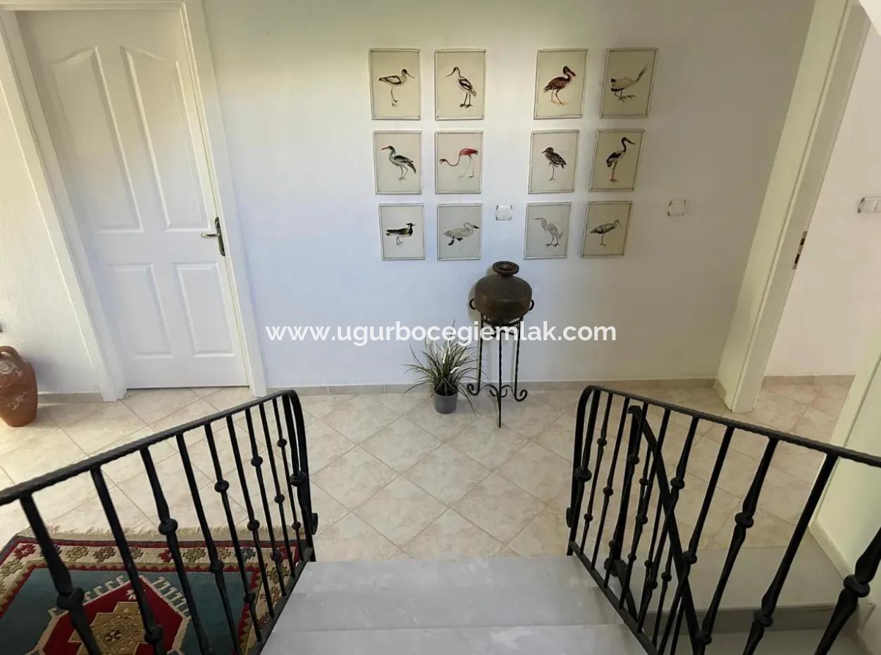 Dalaman, Akkaya Vadisi - Çarpıcı 4 Yatak Odalı Villa