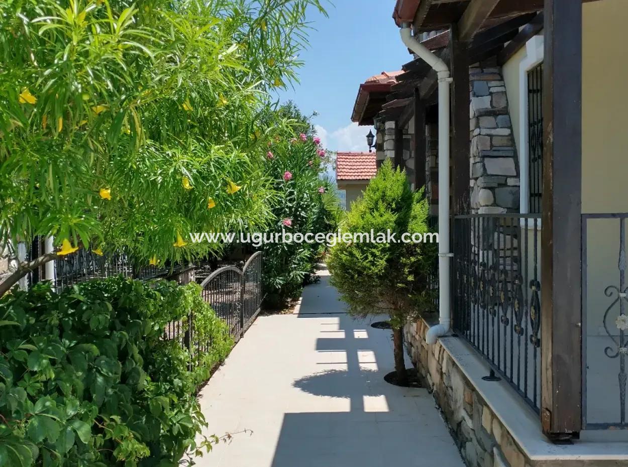 Dalaman, Altıntas - Güzel Bir Villa