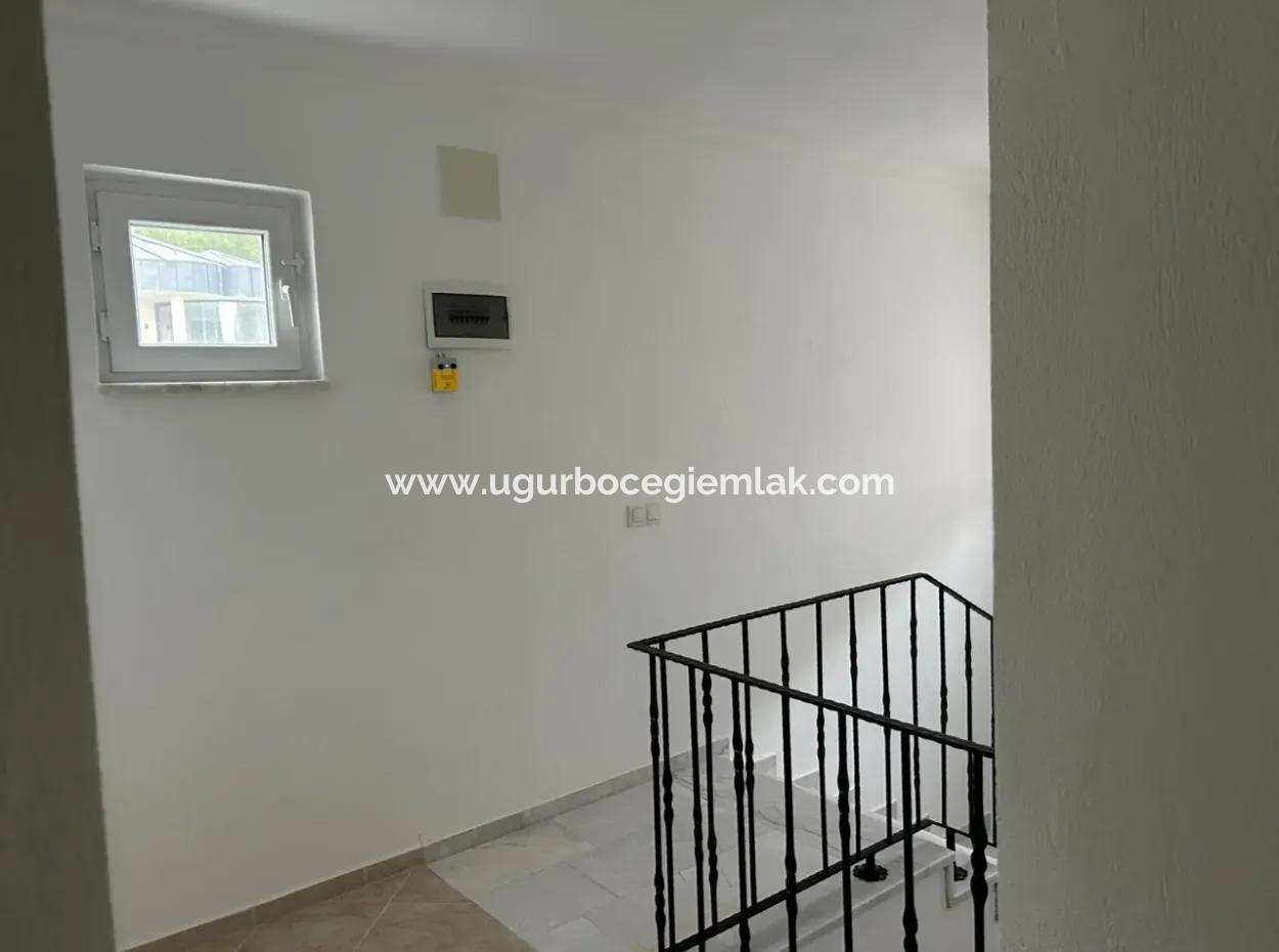 Akkayada 1500M2 Arsanın İçerisinde 2 Adet Satılık Villalar