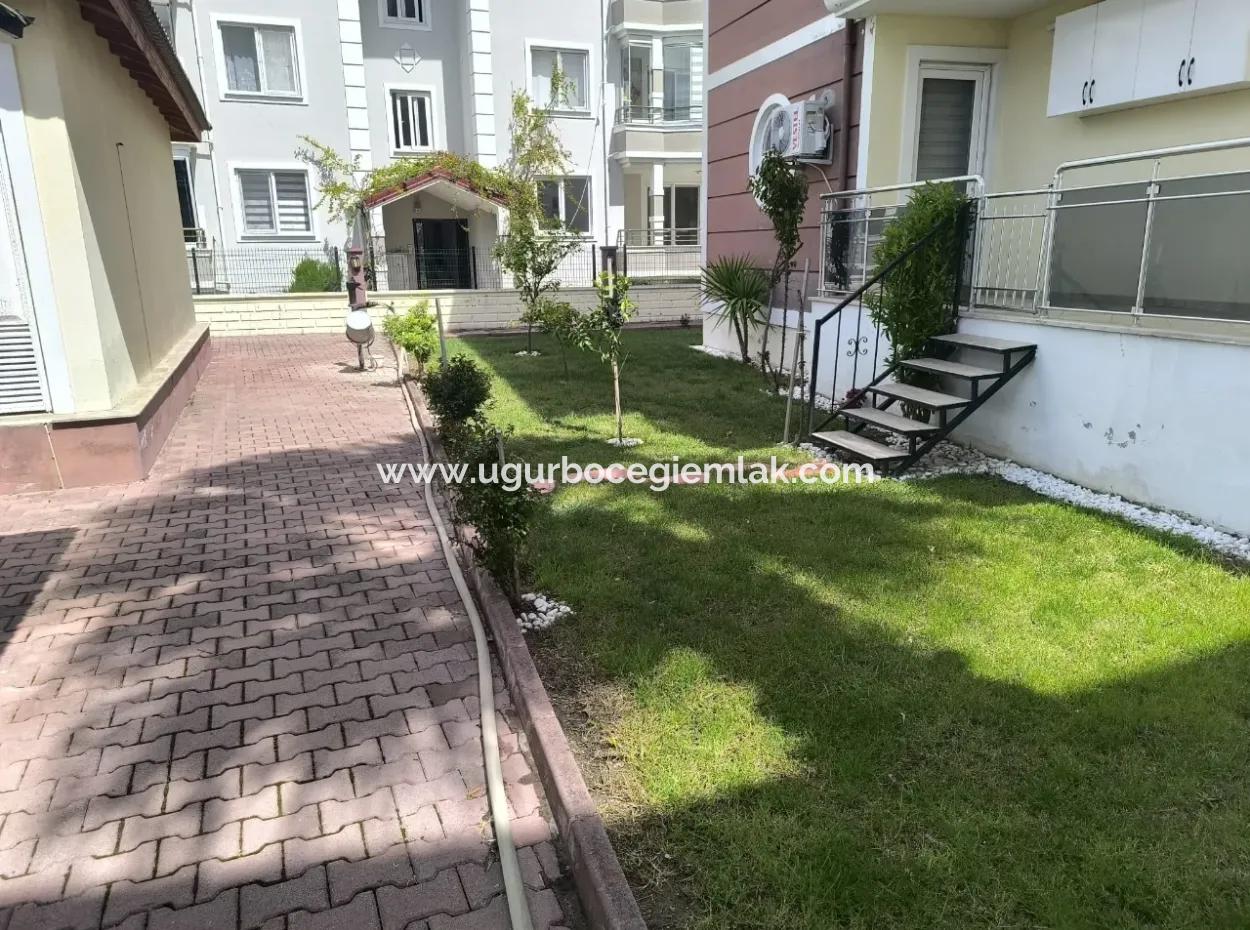 Dalaman Merkez Mah.havuzlu Site İçinde Satılık 3+1 Daire