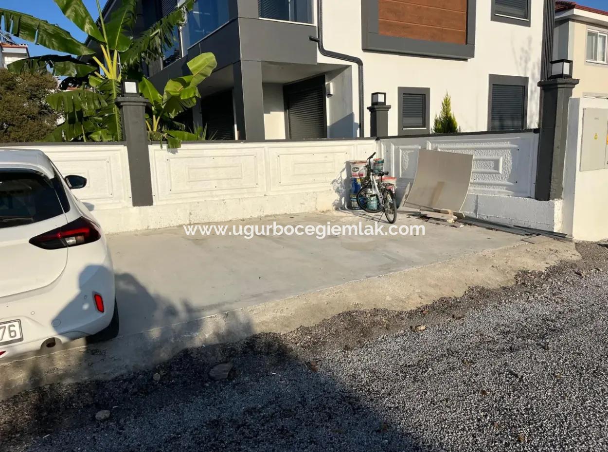 Dalaman Karaçalı Da Oturuma Hazır Satılık İkiz Villalar