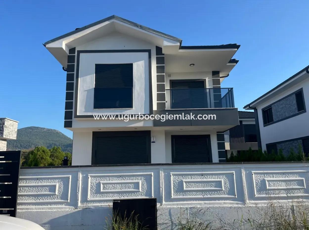 Karaçalı Da Müstakil 4+1 Satılık Villa