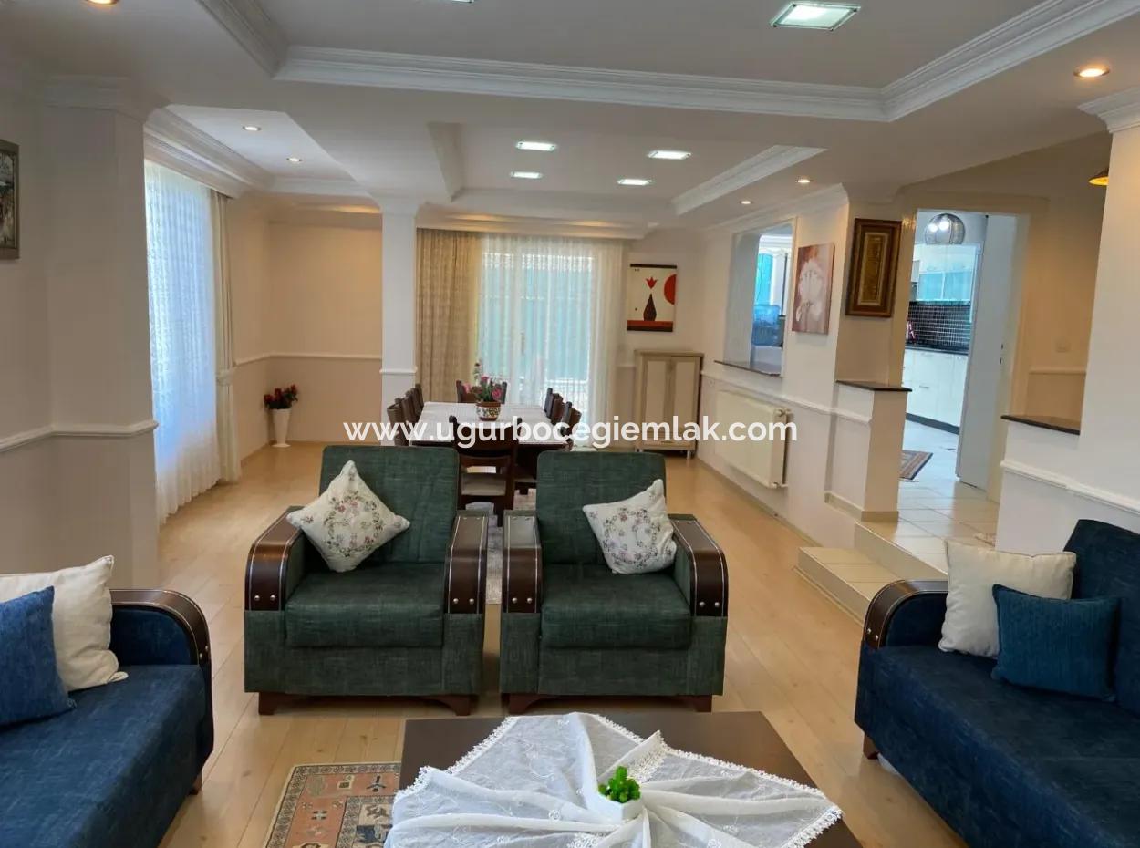 Dalaman Karaçalı Da Müstakil 4+1 Satılık Triplex