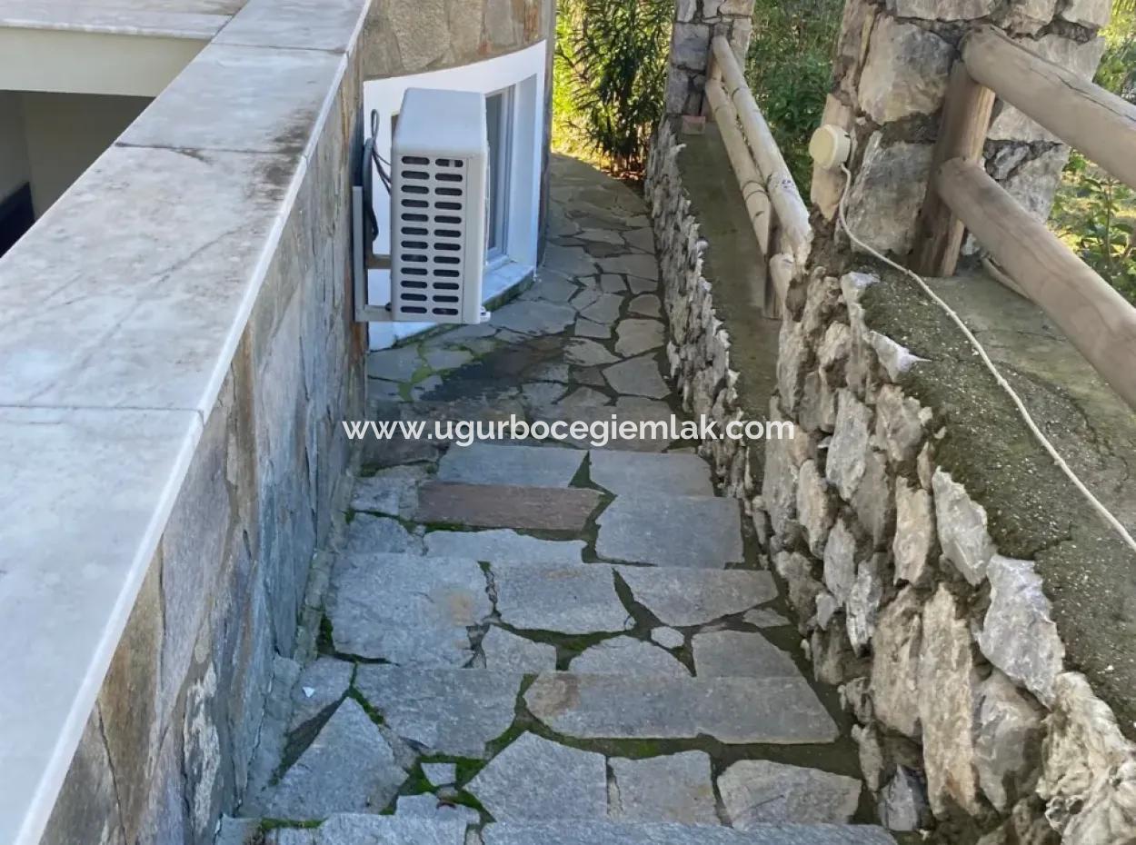 Dalaman Akkaya Vadisinde Muhteşem Mimarisiyle Satılık 5+2 Villa