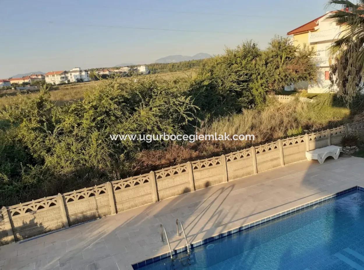 Dalaman Günlüklü Sitesin De Havuzlu Satılık Daire