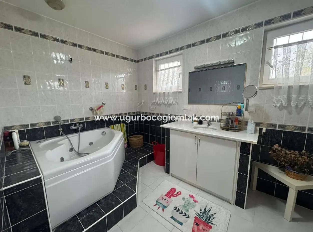 Dalaman Altıntas Mah. Kaçırılmayacak Konumda 4+1 Müstakil Villa