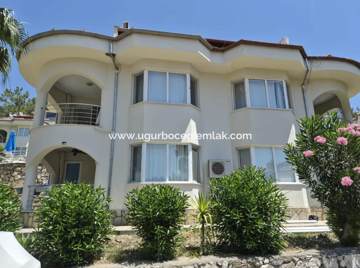 Dalaman Akkaya Vadisin De Doğa Huzurun Da Site İçerisin De 3+1 İkizsatılık Villa