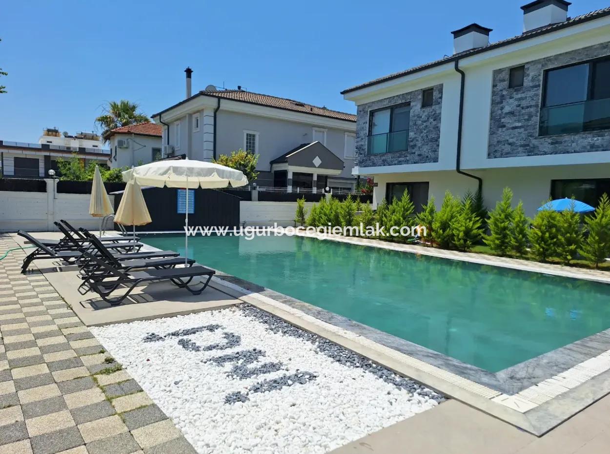 Dalaman Karaçalı Mah. Lüks Site İçerisinde Eşyalı 2+1 İkizvilla