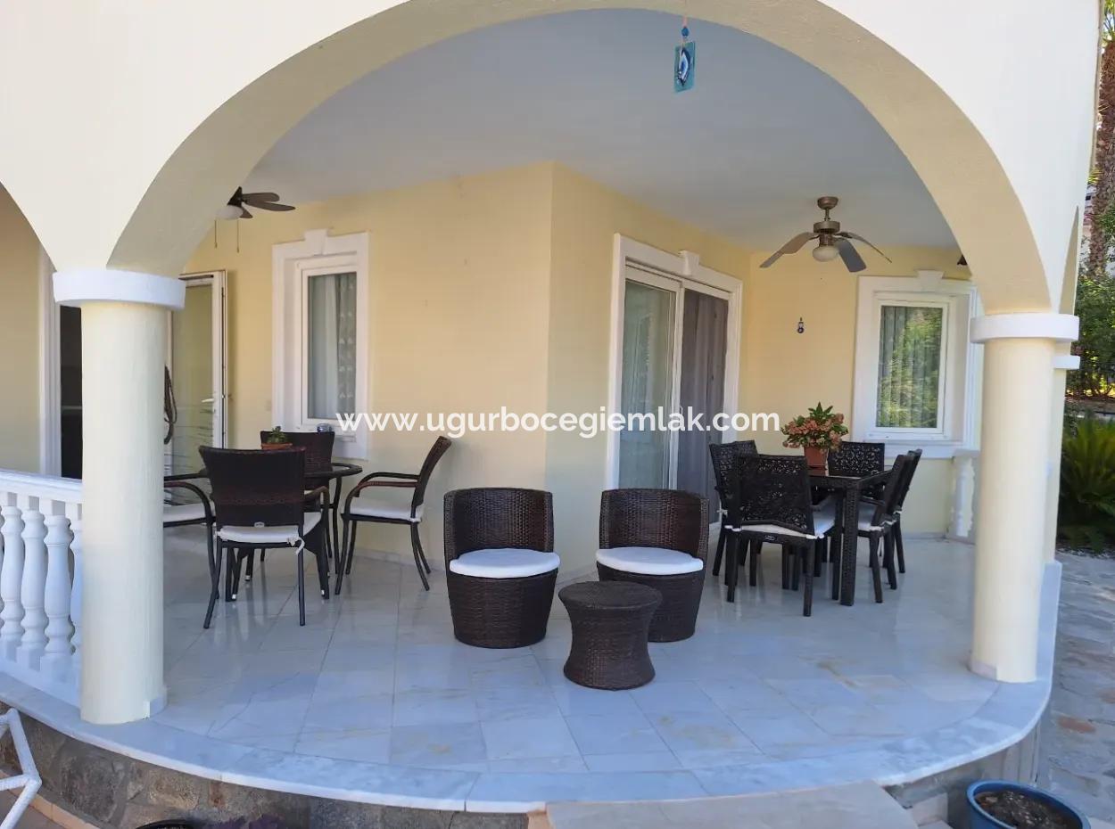 Dalaman, Akkaya Vadisi - Şık 4 Yataklı Villa