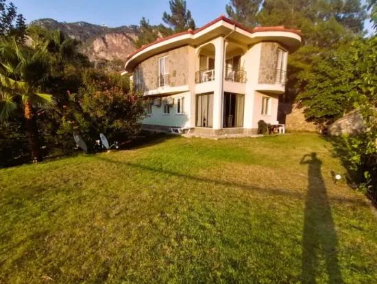 Etkileyici Manzarasıyla Akkaya Da Satılık 3+1 İkizvilla