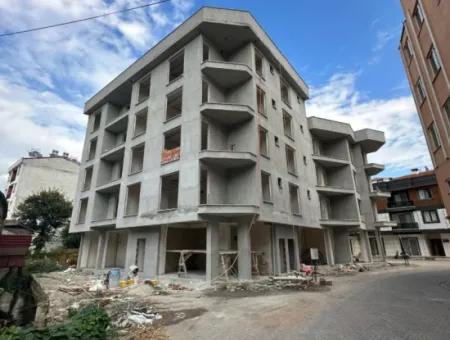 Dalaman Altıntas  Mahallesinde  İnşaattan  1+1 Satılık Daire