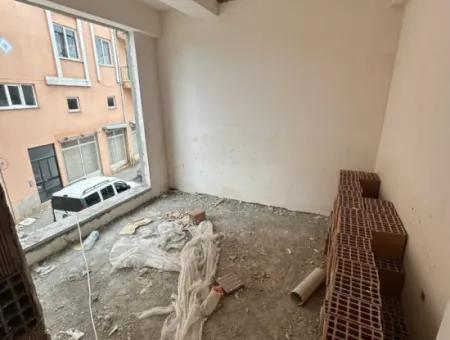 Dalaman Altıntas  Mahallesinde  İnşaattan  1+1 Satılık Daire