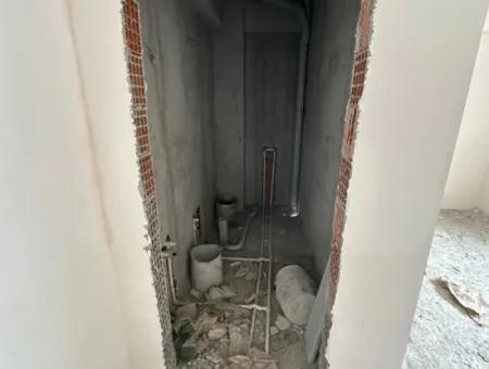 Dalaman Altıntas  Mahallesinde  İnşaattan  1+1 Satılık Daire