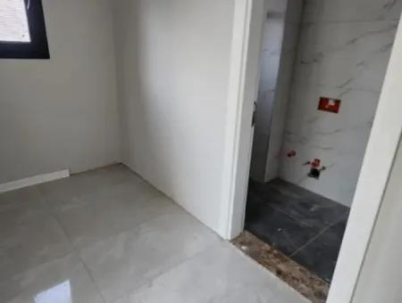 Dalaman  Söğütlüyurt Mevkiinde Eşsiz Peyzajıla 3+1 Villa