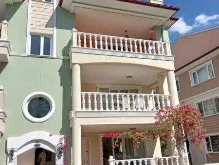 Fırsatttt!!! Altıntas Mahallesinde Site İçerisinde 2+1 Eşyalı Daire