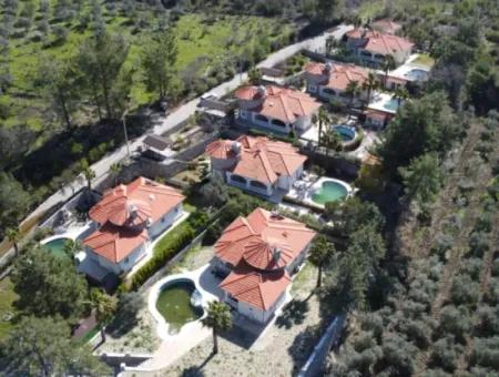 Dalaman'ın Cennet Köşesi Akkayada 3+1 Havuzlu Villa