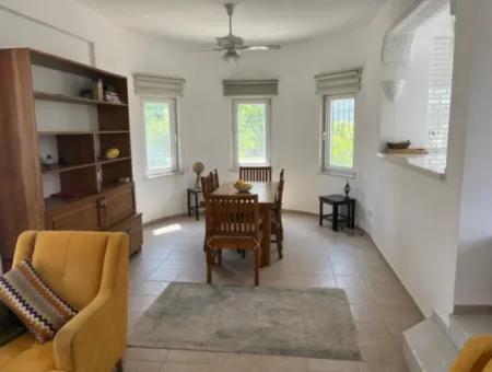 Dalaman Karaçalı Mahallesinde Havuzlu 3+1 Satılık Villa