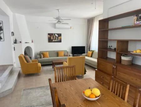 Dalaman Karaçalı Mahallesinde Havuzlu 3+1 Satılık Villa