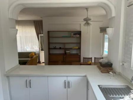 Dalaman Karaçalı Mahallesinde Havuzlu 3+1 Satılık Villa